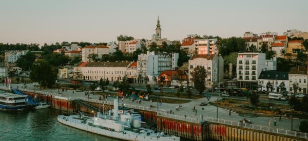 Сербия объявила о массовой легализации незаконных построек Сербия объявила о массовой легализации незаконных построек