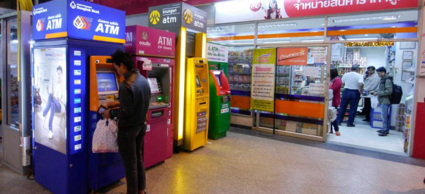 Деньги в Таиланде: что нужно знать иностранцам, которые покупают здесь недвижимость Деньги в Таиланде: что нужно знать иностранцам, которые покупают здесь недвижимость