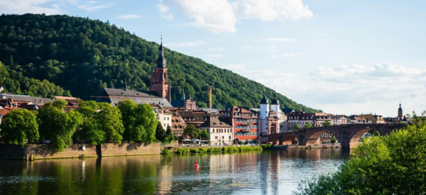 Жилищный кризис в Западной Германии угрожает экономике Жилищный кризис в Западной Германии угрожает экономике