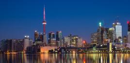 Канада предлагает экспресс-ПМЖ для врачей и исследователей