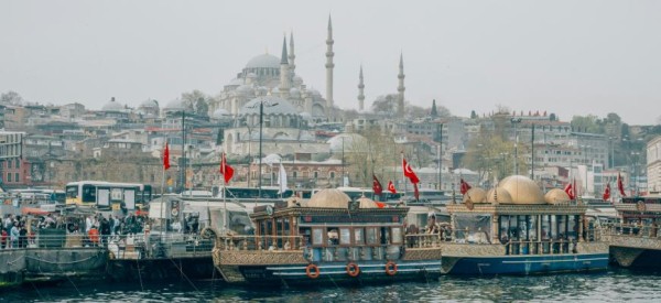 Российские и украинские компании ищут новую базу в Турции Российские и украинские компании ищут новую базу в Турции