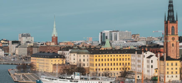 Работа в Швеции станет проще
